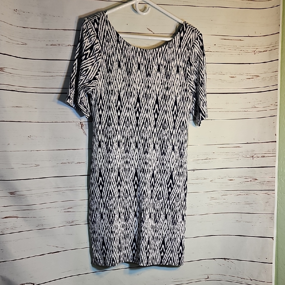 Tart Body Con‎  Navy Blue Low Back Dress Size Medium NWT